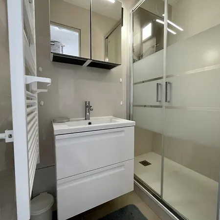 T2 Avec Climatisation, Parking Privatif A - Fr-1-338-466 Apartment